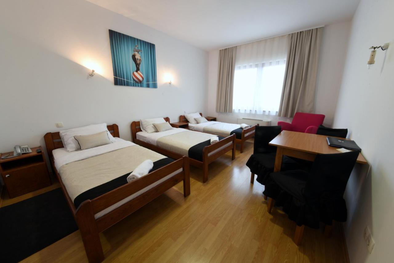 Apartments&Rooms Križevci Buitenkant foto
